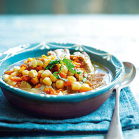 Soup of spare ribs and chick peas 