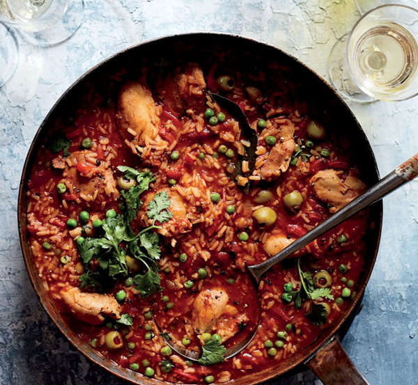 Soupy rice with chicken and vegetables