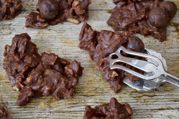Sour cherry and almond chocolate biscuit tiffin