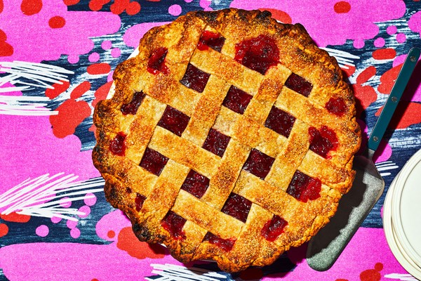 Sour cherry and black pepper pie
