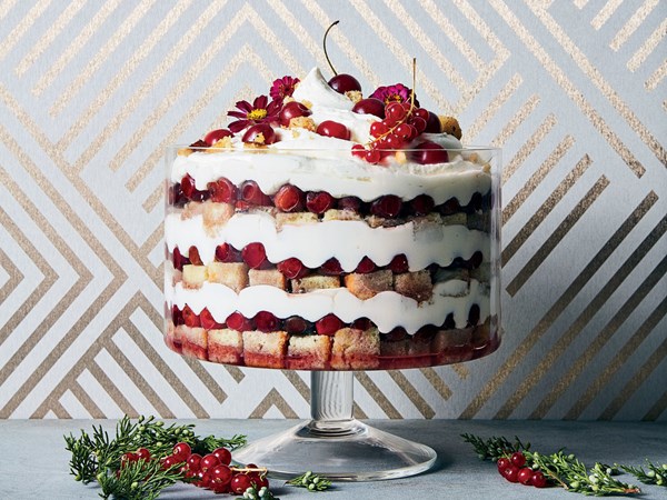 Sour cherry-cheesecake trifle with black pepper and saba