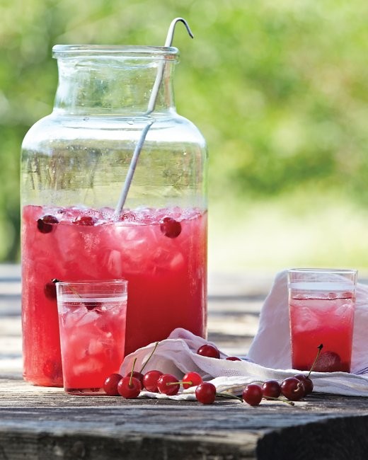 Sour cherry lemonade
