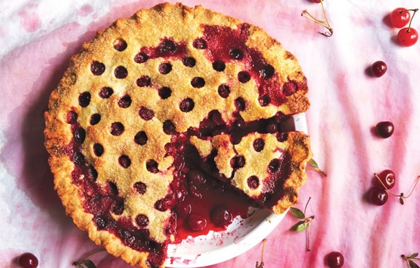 Sour cherry pie