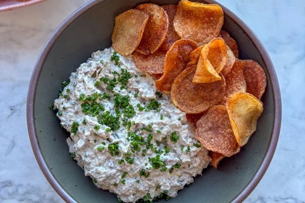 Sour cream and chive smoked herring dip