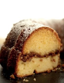 Sour cream cake (Torta so kiselo mleko)