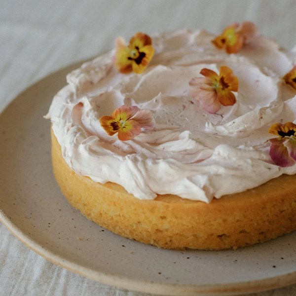 Sour cream cake with mezcal buttercream 