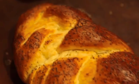 Sour cream challah
