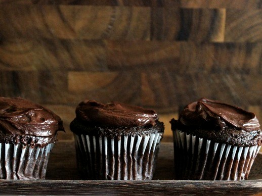 Sour cream chocolate cupcakes