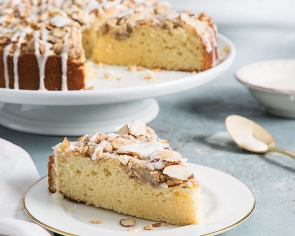 Sour cream coffee cake
