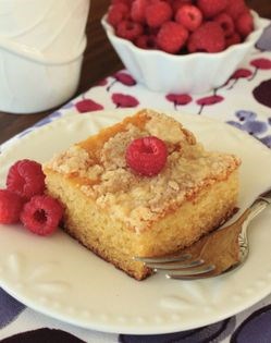 Sour cream coffee cake
