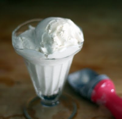 Sour cream ice cream
