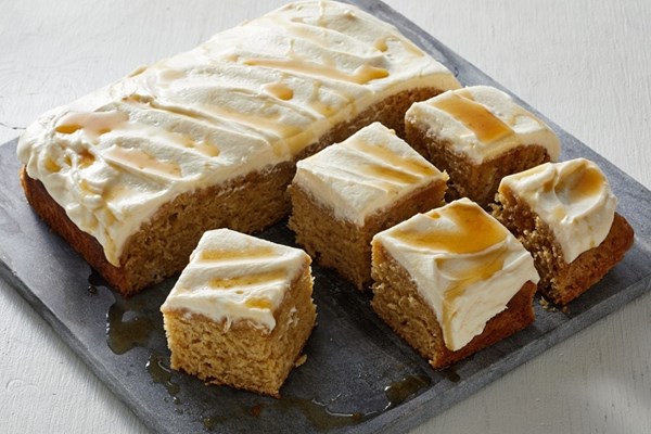 Sour cream maple cake with maple buttercream frosting