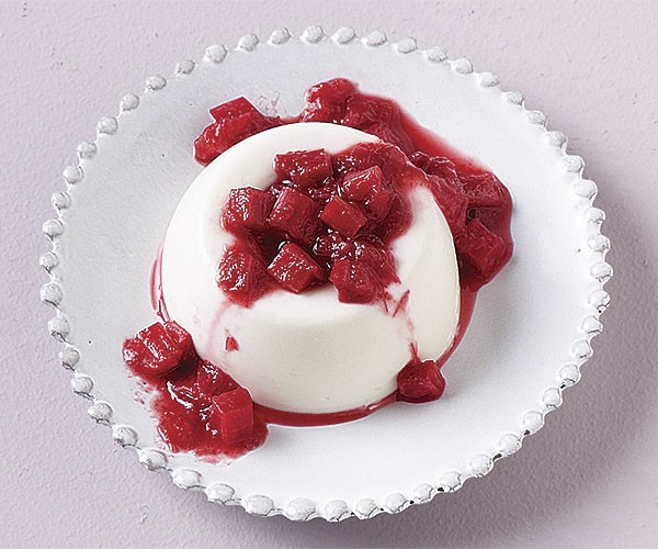 Sour cream panna cotta