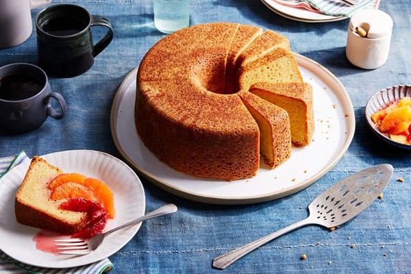 Sour cream pound cake