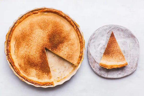 Sour milk tart (Dikmelktert)