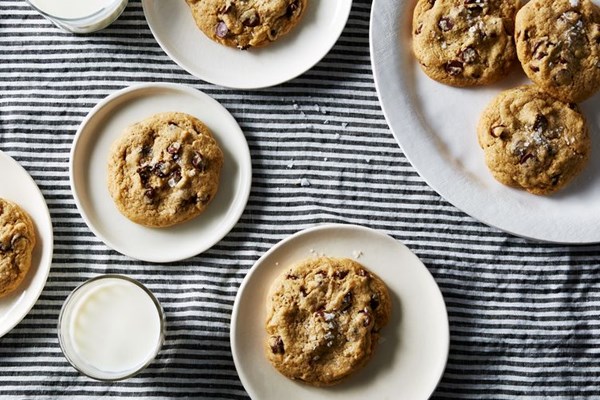 "Sourdough" chocolate chip cookies