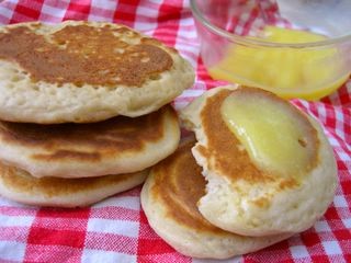 Sourdough crumpets