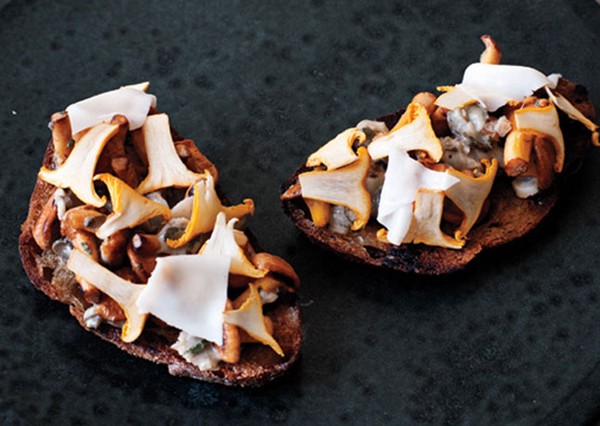 Sourdough toasts with mushrooms and oysters