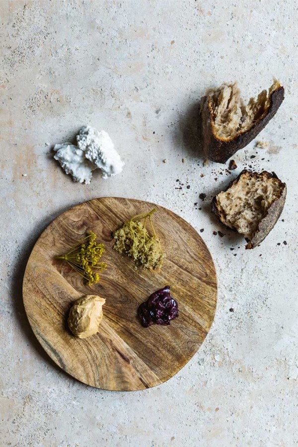 Sourdough with whero pea miso, macadamia & summer preserves