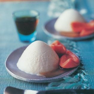 Soursop crème with stewed guavas