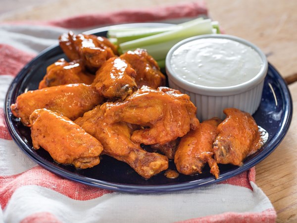 Sous vide buffalo chicken wings