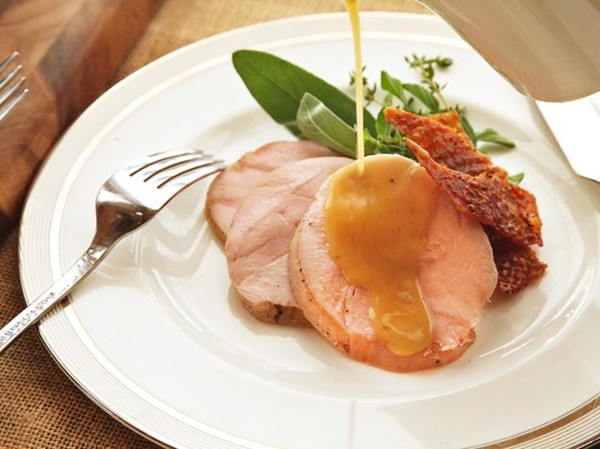 Sous-vide turkey breast with crispy skin