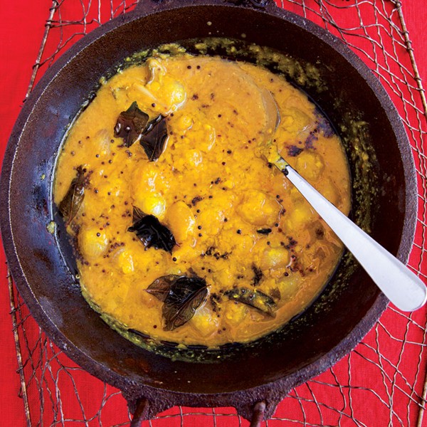 South Indian onion stew (Sambar)