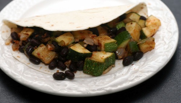 Southwest black bean zucchini tacos