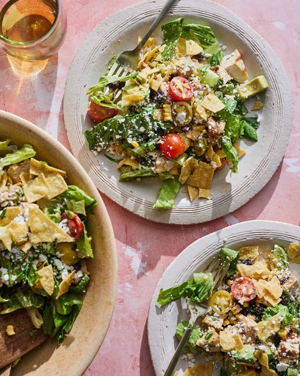 Southwestern chicken chopped salad