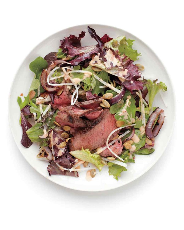Southwestern steak salad