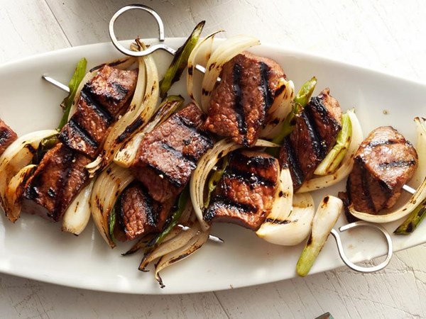Soy-garlic beef kebabs