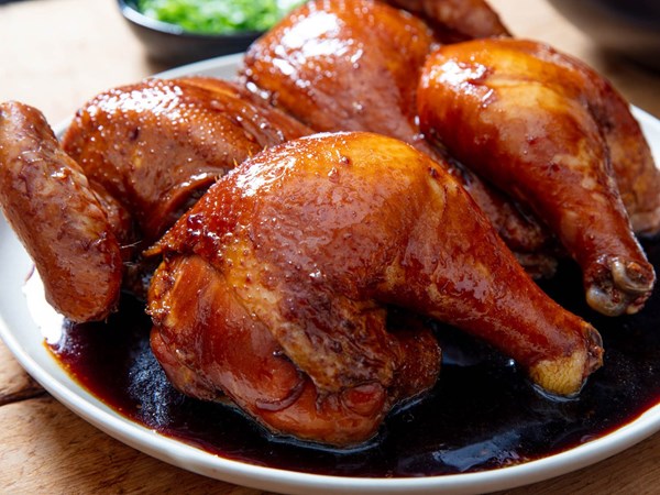 Soy sauce chicken with cola