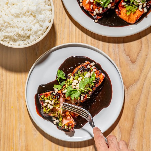 Sắp Sửa’s fish with coconut caramel (Cá kho) 