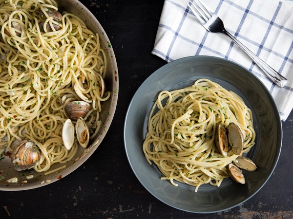 Spaghetti alle vongole in bianco