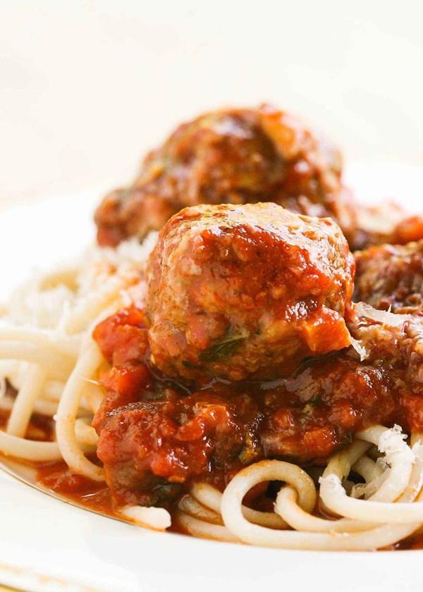Spaghetti and meatballs