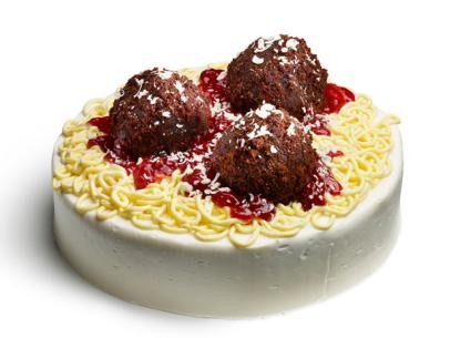 Spaghetti and meatballs cake