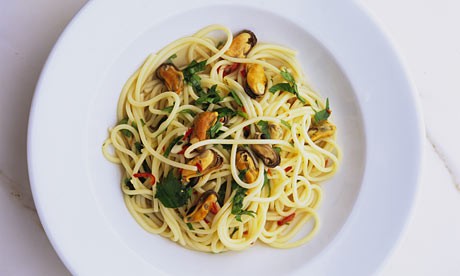 Spaghetti and mussels