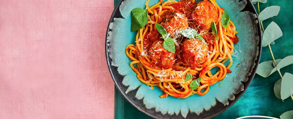 Spaghetti and turkey meatballs