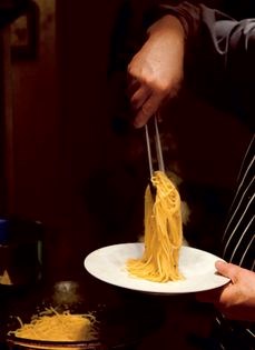 Spaghetti cacio e pepe