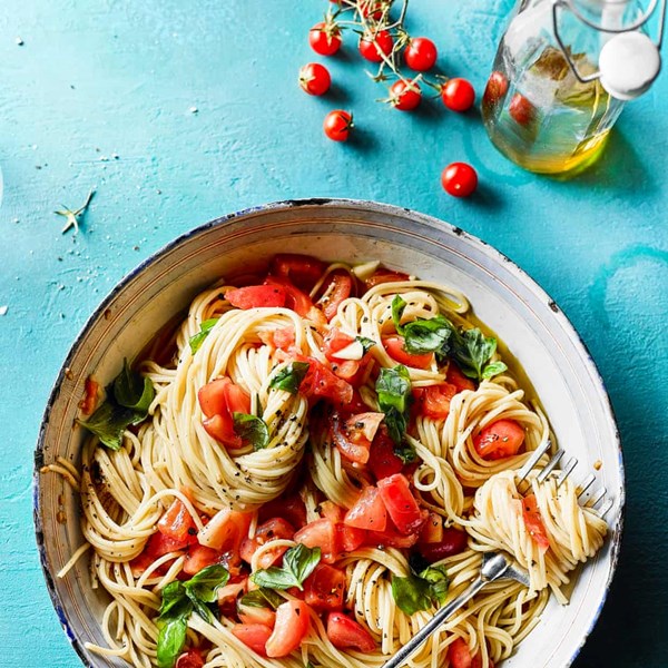 Spaghetti picchio pacchio recipe | Eat Your Books