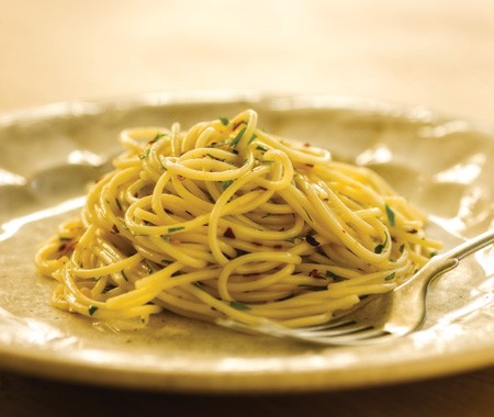 spaghetti ala olio and peperoncino