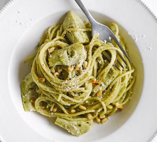 Spaghetti with artichokes & pesto