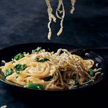 Spaghetti with cacio e pepe butter