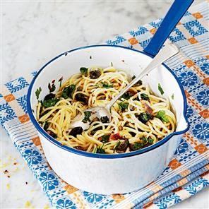 Spaghetti with chunky tapenade