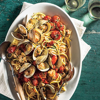 Spaghetti with clams and slow-roasted cherry tomatoes