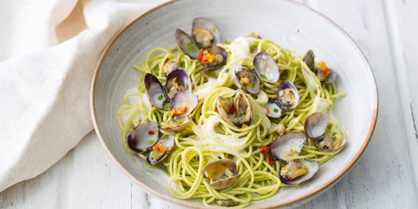 Spaghetti with clams, gremolata and chilli