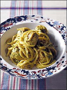 Spaghetti with curried chicken meatballs