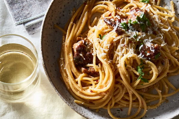 Spaghetti with garlic, olive oil & sausage (Spaghetti aglio e olio e salsiccia)
