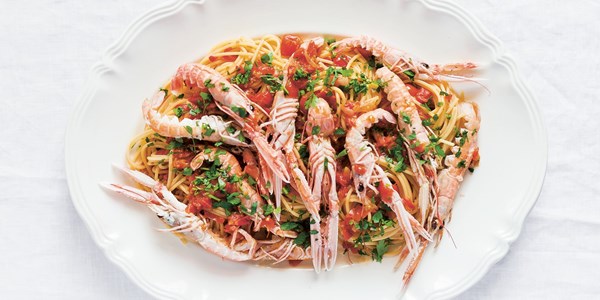 Spaghetti with langoustines (Spaghetti alla busara)