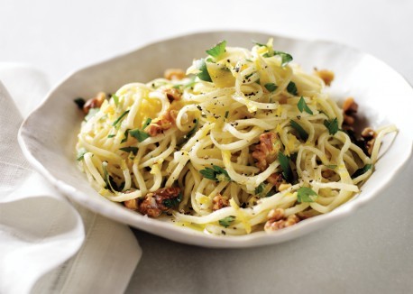 Spaghetti with lemon and toasted walnuts